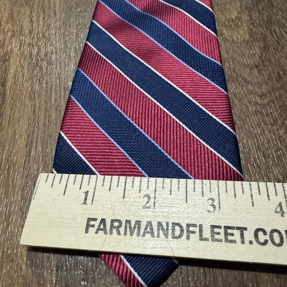 Jos. A. Bank Traveler 100% silk Navy Maroon Striped Tie Long Length - Picture 3 of 8